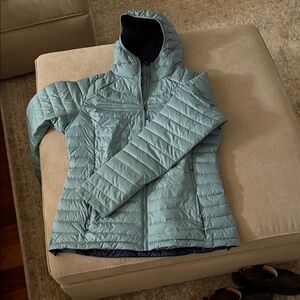 Columbia Women's Sky Blue Puffer Jacket